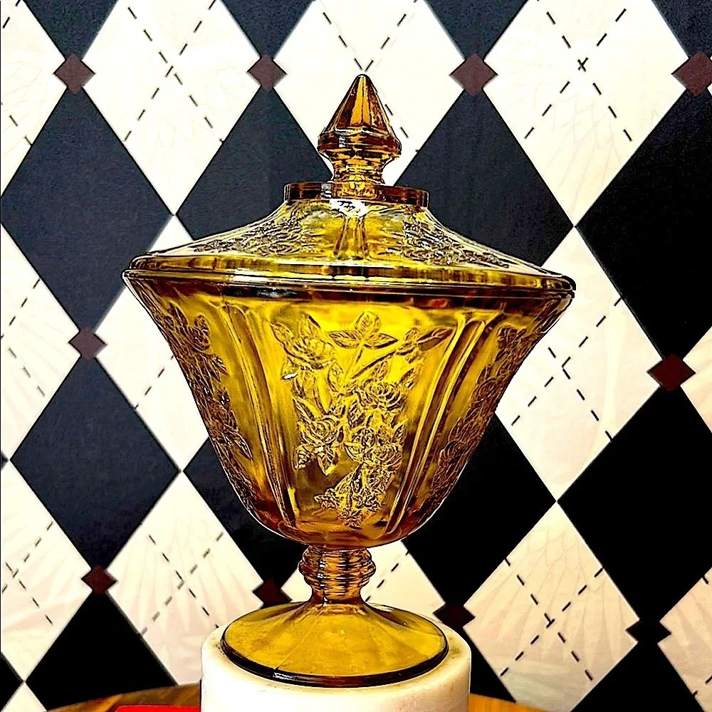 Vintage Federal Glass “Cabbage Rose” Amber Lidded Jar – Depression Glass Style - Picture 9 of 12